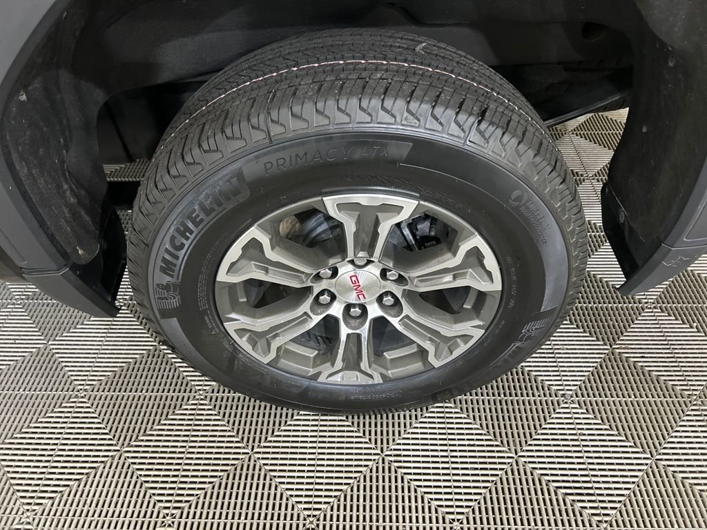 Used 2024 GMC Sierra 1500 SLT image 11