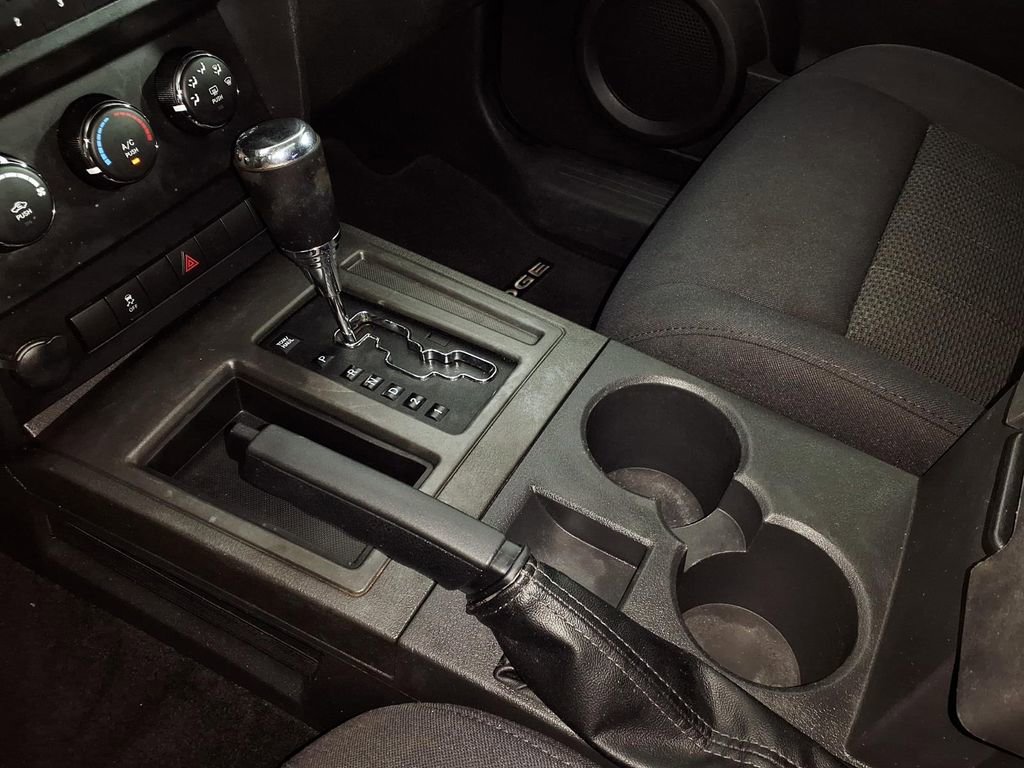 Used 2011 Dodge Nitro Heat image 21