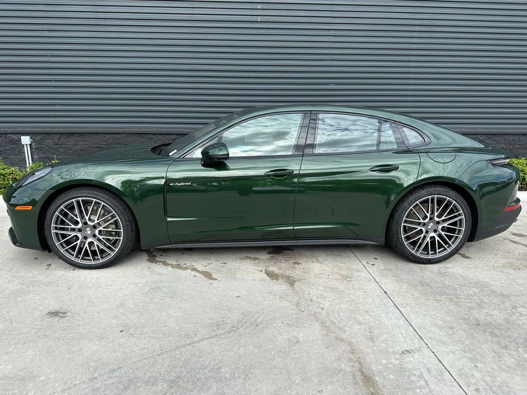 Used 2025 Porsche Panamera 4 image 2