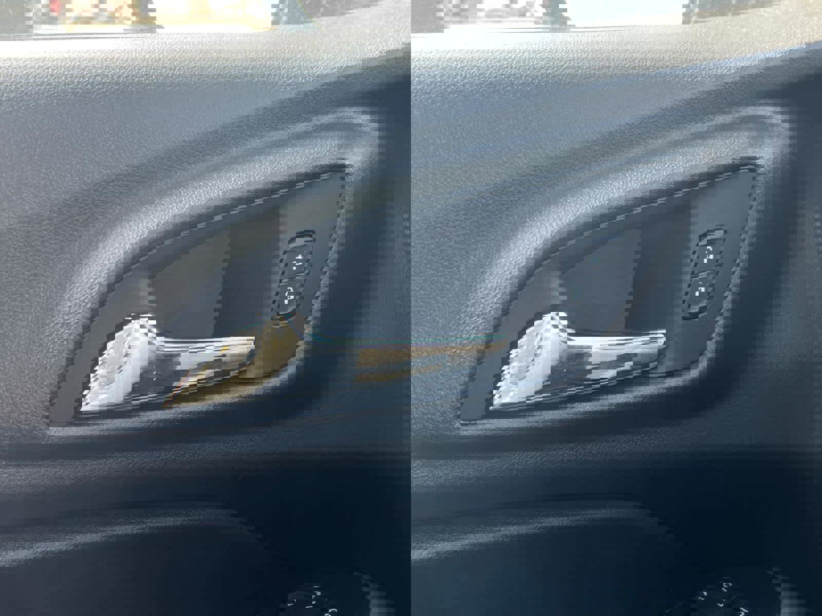 Certified 2024 Chevrolet Trax LS image 22