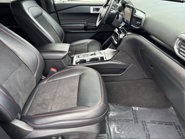 Used 2024 Ford Explorer ST-Line w/ Class IV Trailer Tow Package AWD/4WD image 12