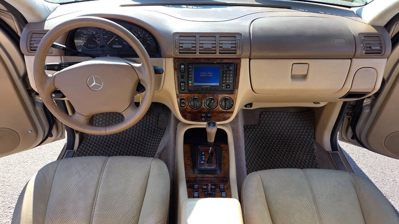 Used 2001 Mercedes-Benz ML 320 4MATIC image 34