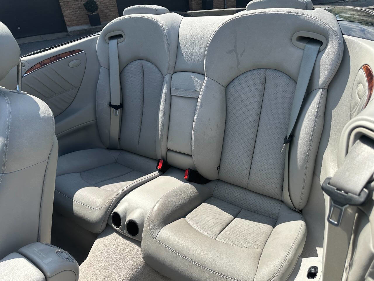 Used 2004 Mercedes-Benz CLK 500 Cabriolet image 25