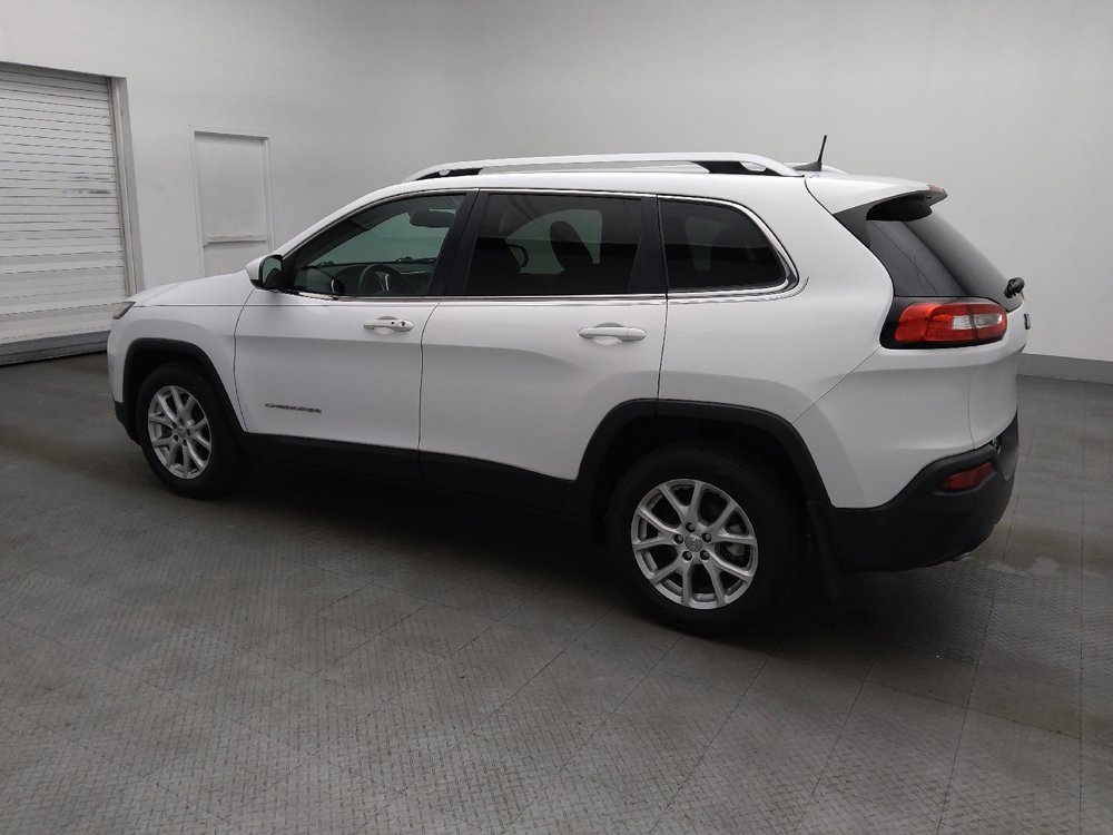 Used 2018 Jeep Cherokee Latitude Plus image 3