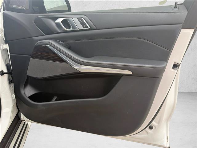 Used 2026 BMW X5 sDrive40i RWD image 23
