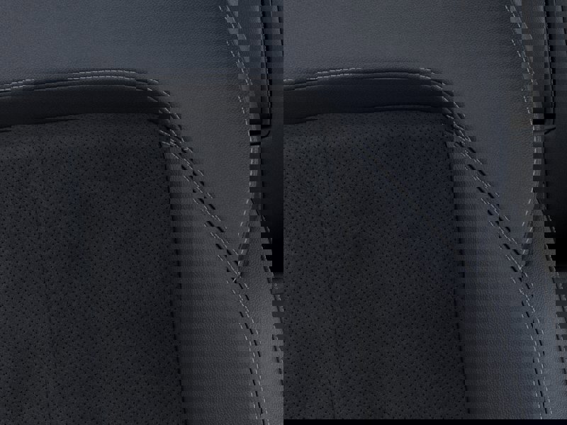 New 2026 Jeep Grand Cherokee Altitude image 11