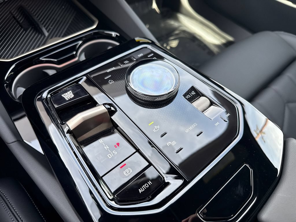 New 2026 BMW 530i w/ Premium Package RWD image 24