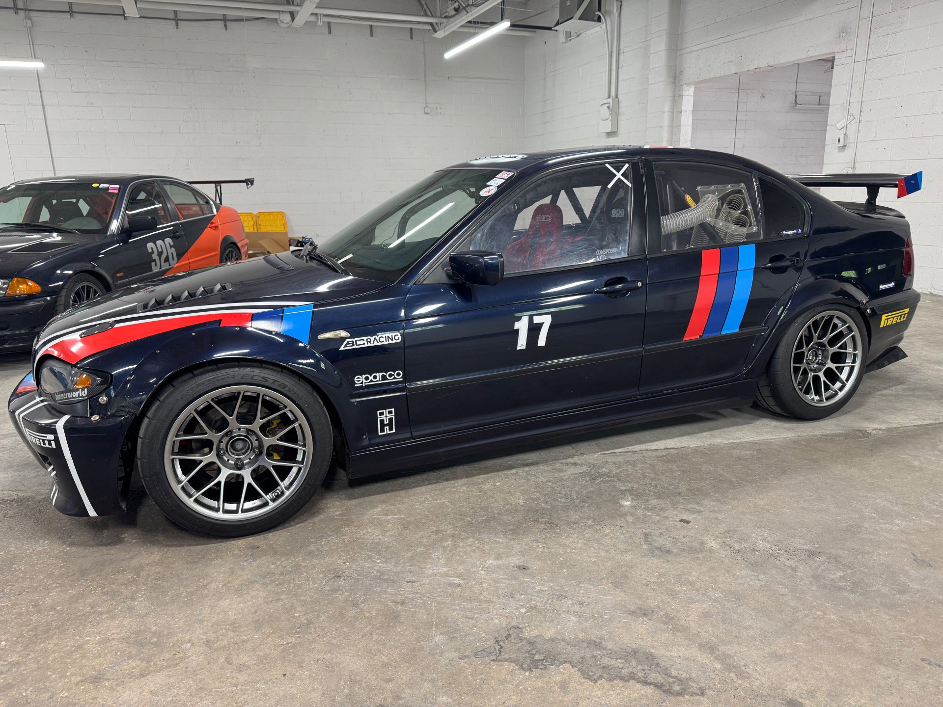 Used 2003 BMW 325i Sedan image 2