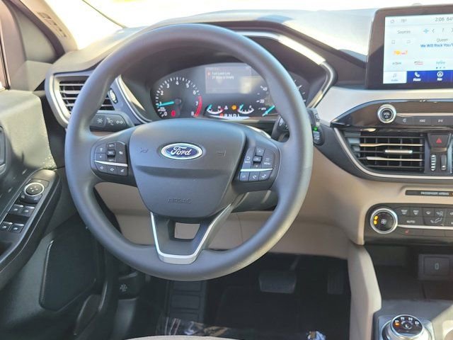 Certified 2020 Ford Escape SE image 19