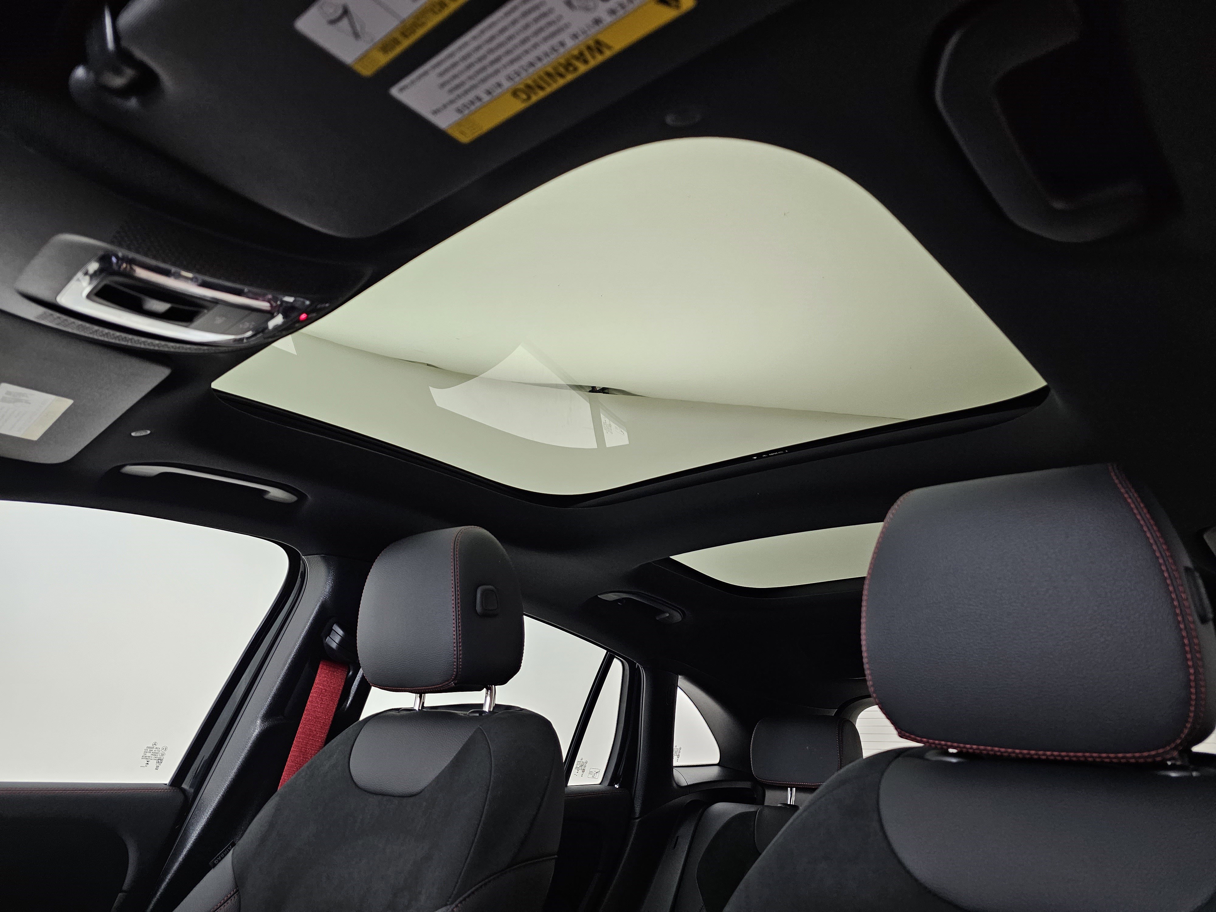 Certified 2025 Mercedes-Benz GLA 35 AMG 4MATIC image 11