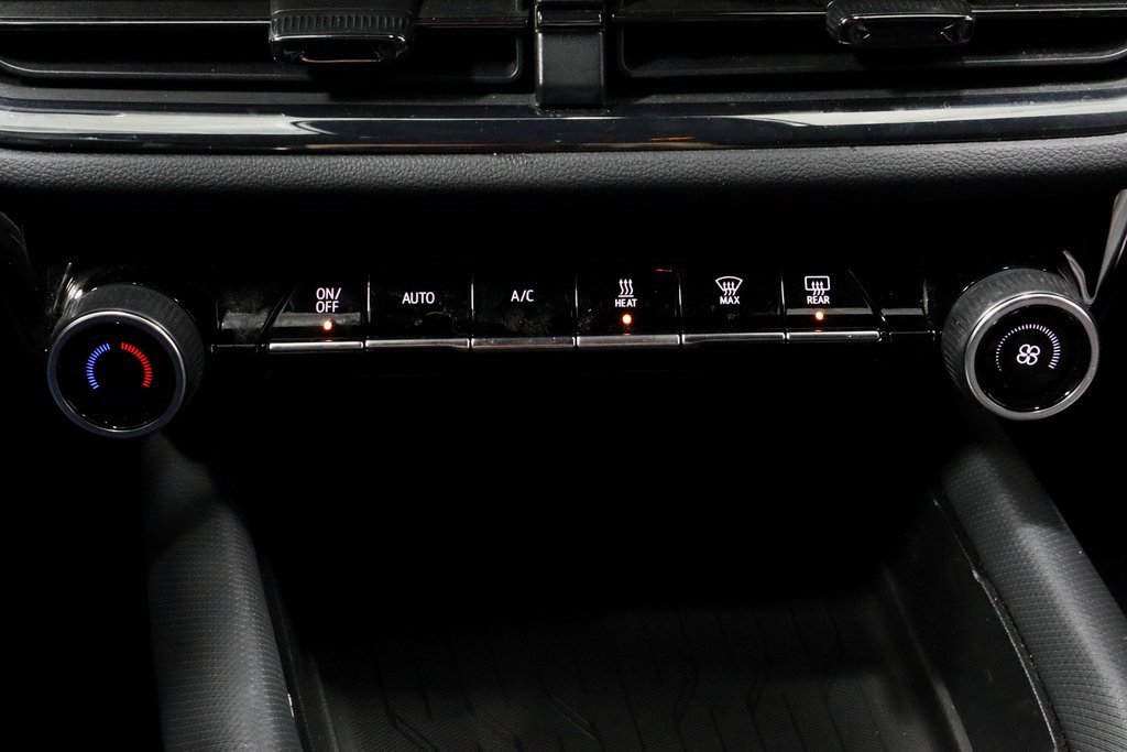 Used 2024 Chevrolet Equinox EV RS image 32