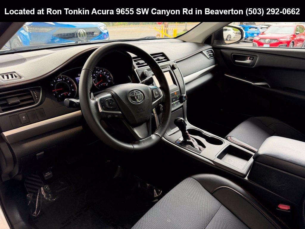 Used 2016 Toyota Camry SE FWD image 14