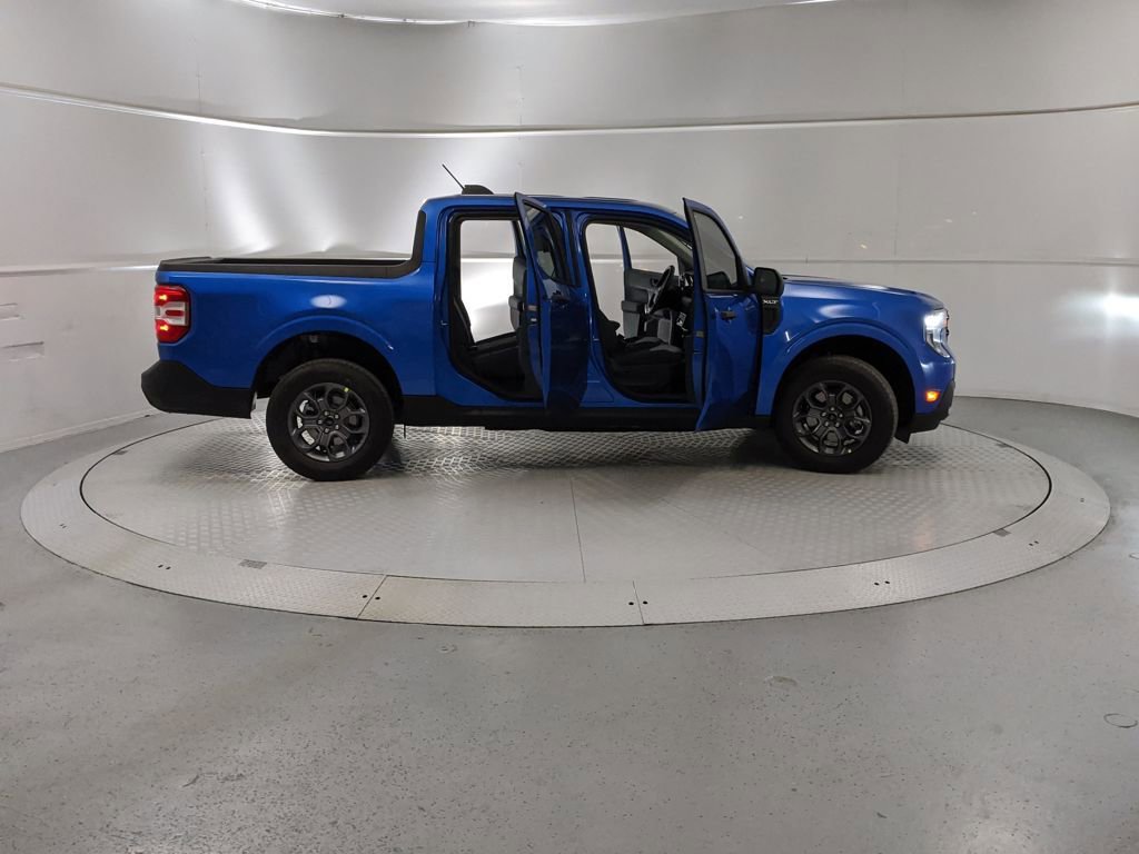 New 2026 Ford Maverick XLT image 8