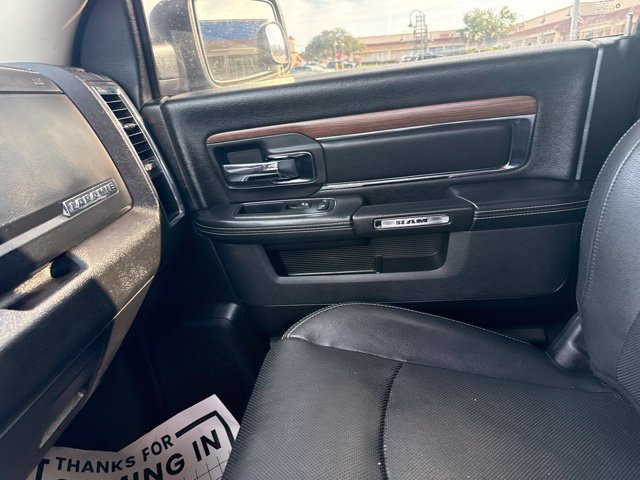 Used 2017 RAM 1500 Laramie AWD/4WD image 25