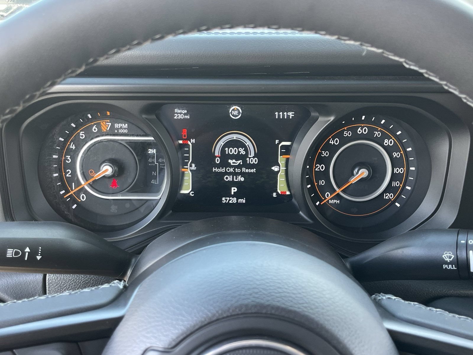 Used 2025 Jeep Gladiator Rubicon AWD/4WD image 30