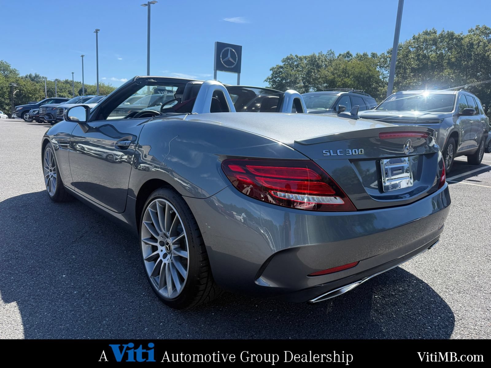 Used 2017 Mercedes-Benz SLC 300 image 7