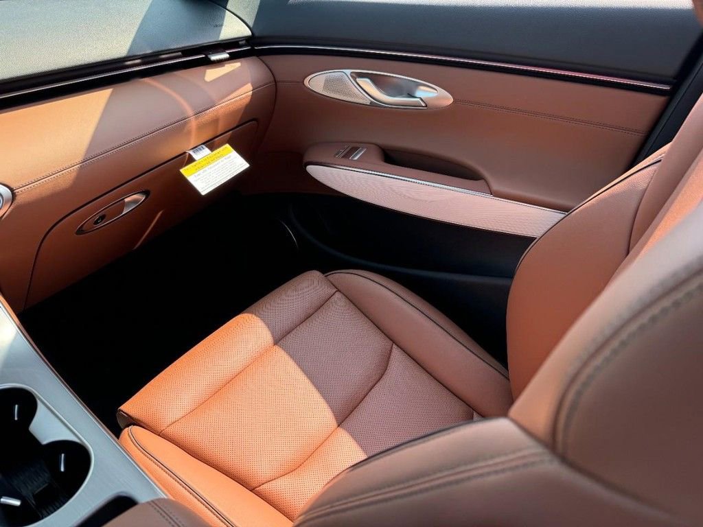 Certified 2026 Genesis GV70 2.5T Advanced image 11