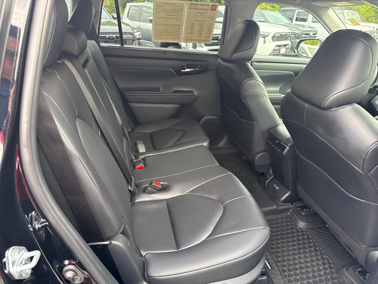 Used 2026 Toyota Highlander XLE AWD/4WD image 26
