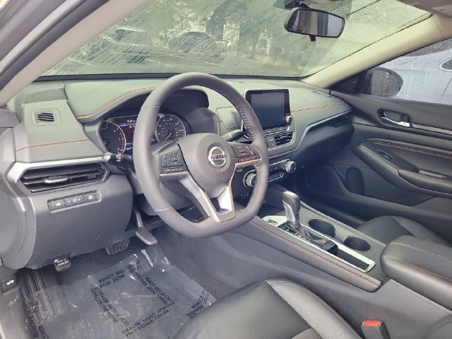 Used 2022 Nissan Altima 2.5 SR FWD image 16
