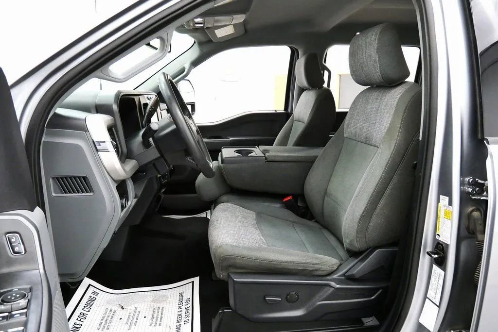 Used 2023 Ford F350 XLT image 12