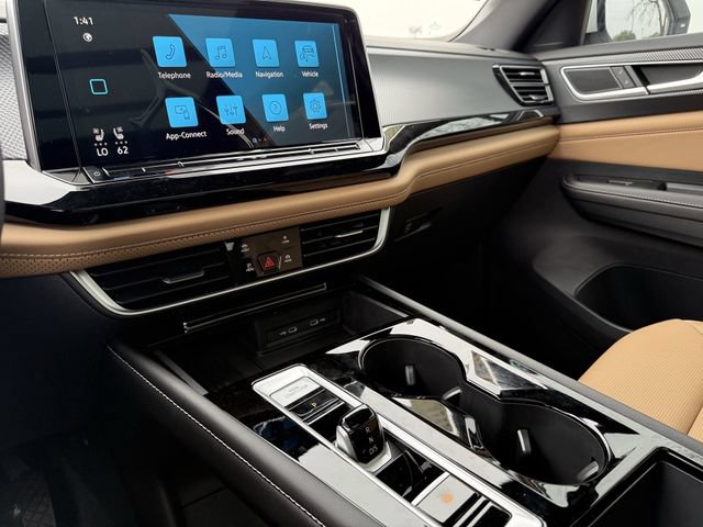 New 2026 Volkswagen Atlas Cross Sport SEL AWD/4WD image 13