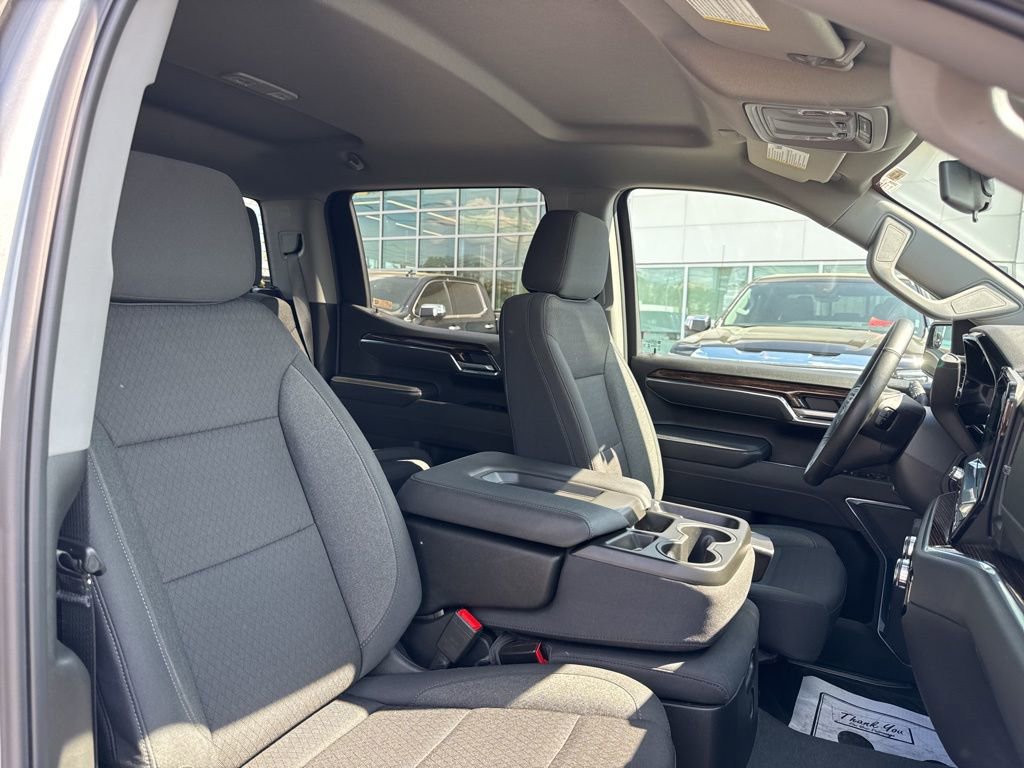 Used 2025 GMC Sierra 1500 Elevation image 19