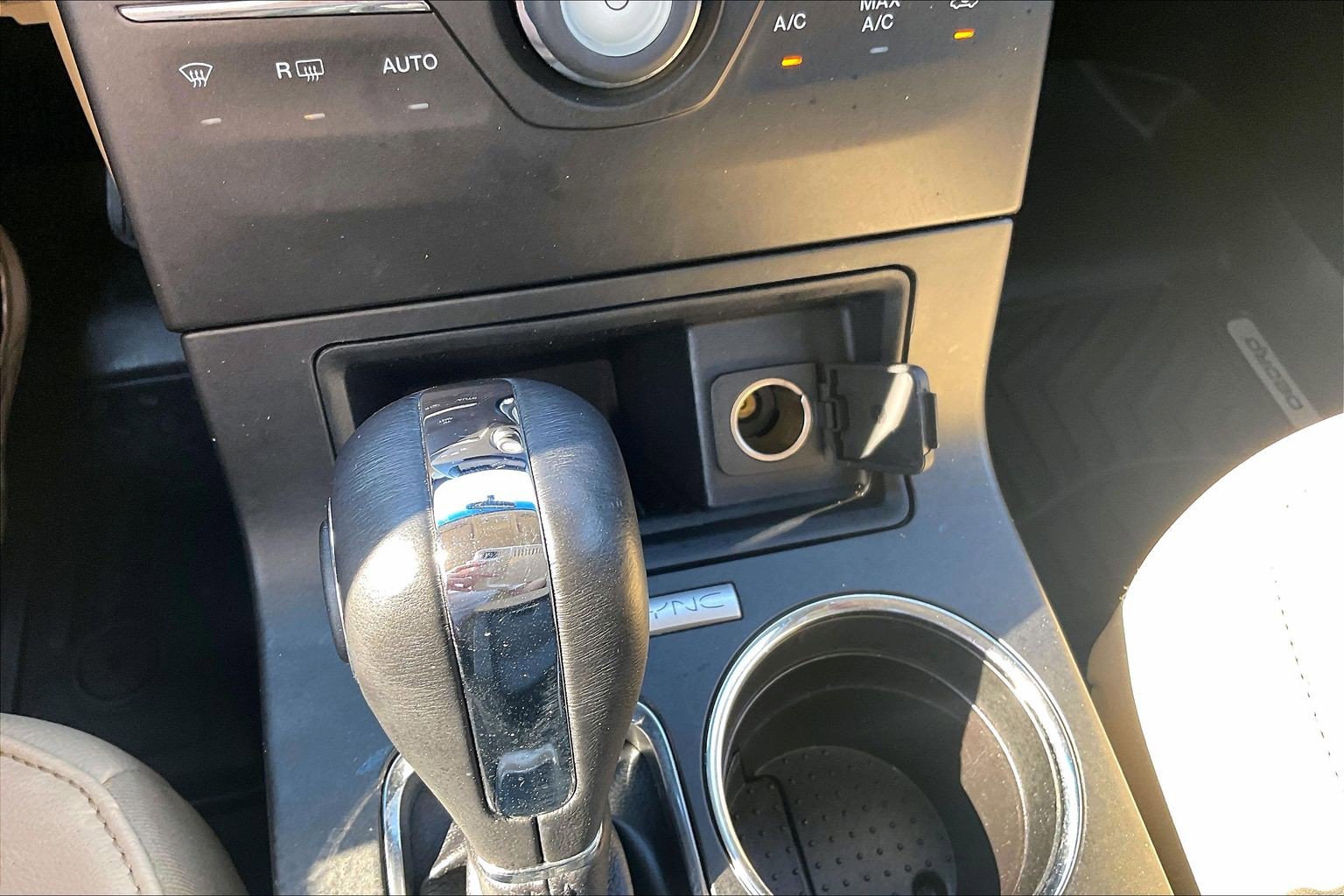 Used 2018 Ford Flex SEL w/ Equipment Group 202A AWD/4WD image 30