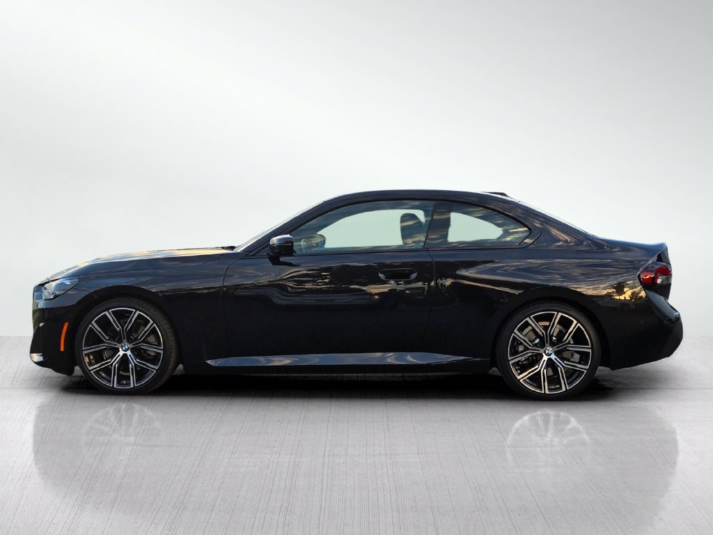 Used 2023 BMW 230i Coupe w/ Convenience Package RWD image 7