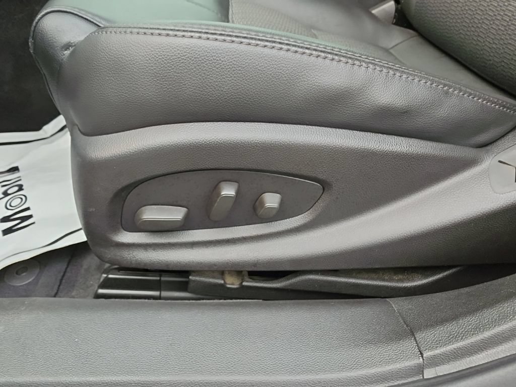 Certified 2015 Chevrolet Impala LT FWD image 20