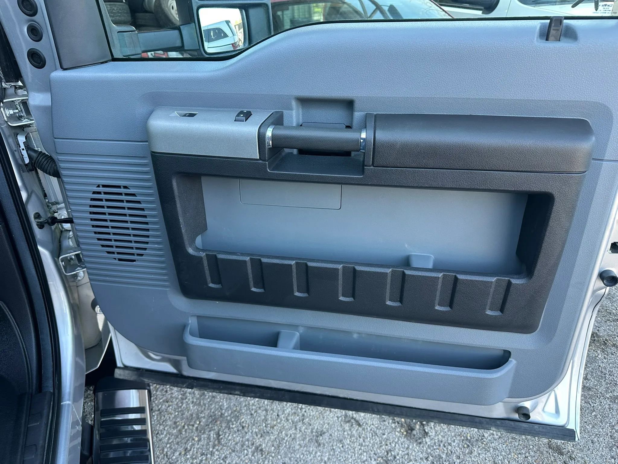 Used 2016 Ford F250 XLT w/ XLT Interior Package image 33