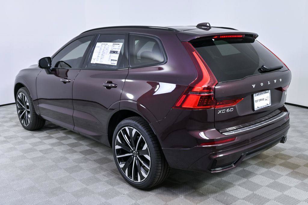 Used 2026 Volvo XC60 B5 Ultra w/ Protection Package Premier AWD/4WD image 3