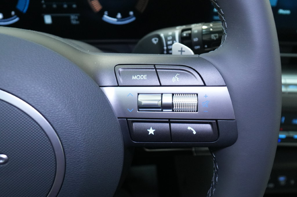 New 2026 Hyundai Kona SEL Premium AWD/4WD image 38