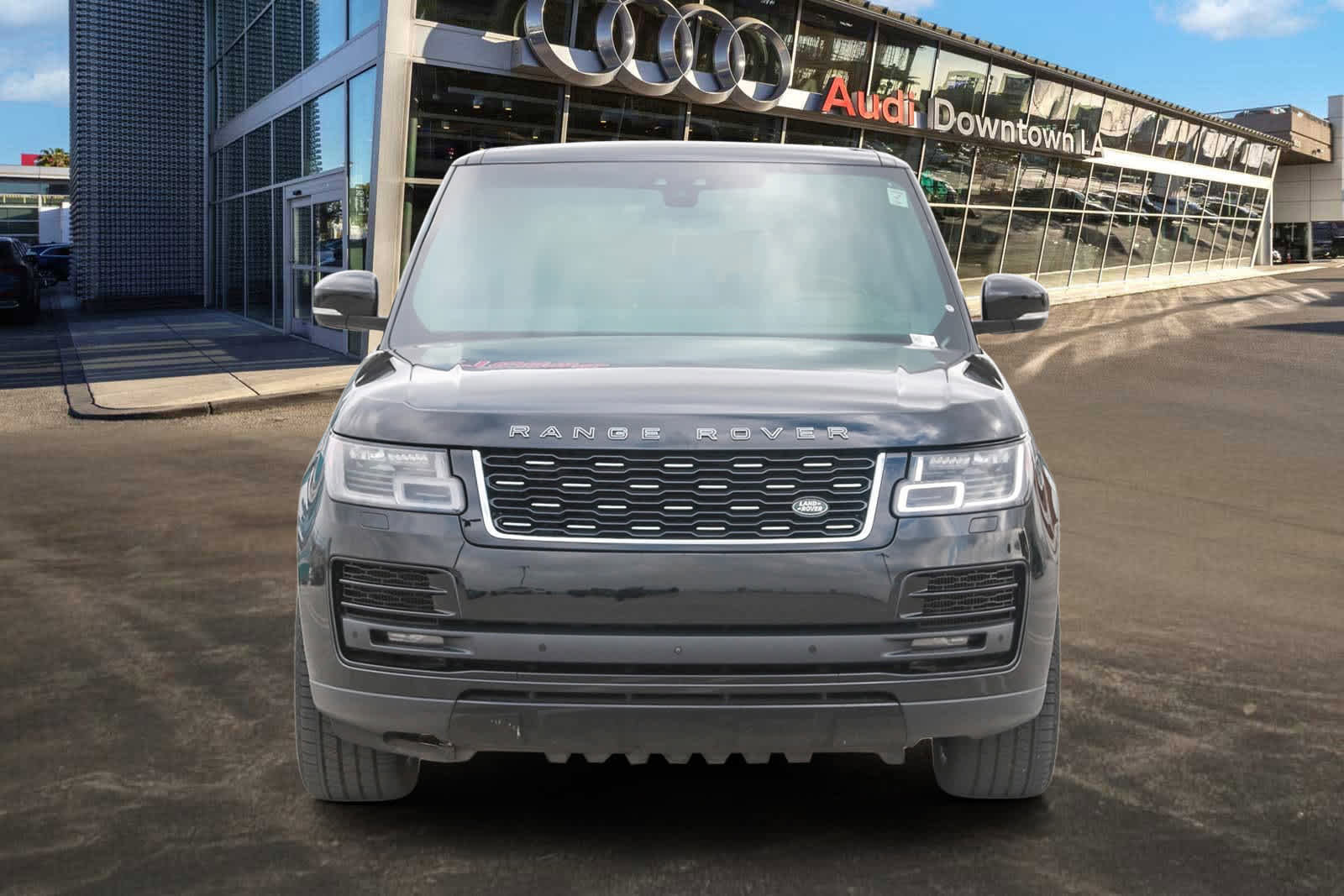 Used 2021 Land Rover Range Rover SV Autobiography Dynamic image 2