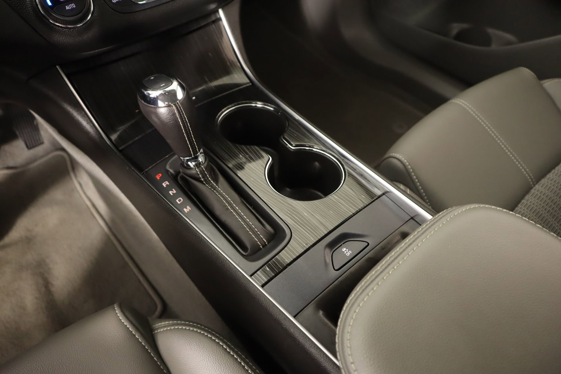 Used 2019 Chevrolet Impala LT image 7