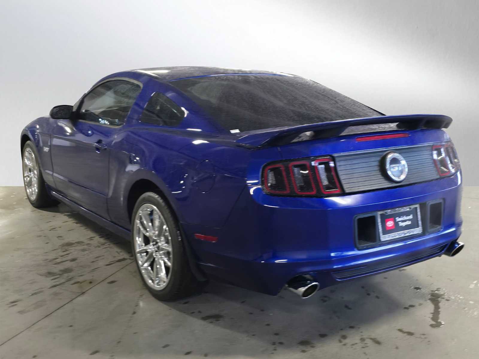 Used 2014 Ford Mustang GT Premium w/ GT Track Package image 5