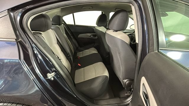 Used 2016 Chevrolet Cruze LS FWD image 28