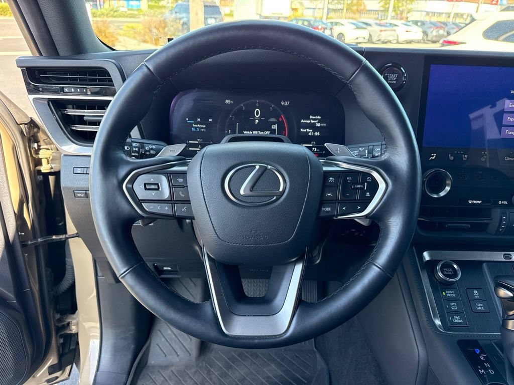 Used 2024 Lexus GX 550 AWD/4WD image 24