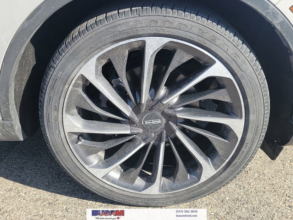 Used 2023 Lincoln Aviator Reserve w/ Equipment Group 201A image 5