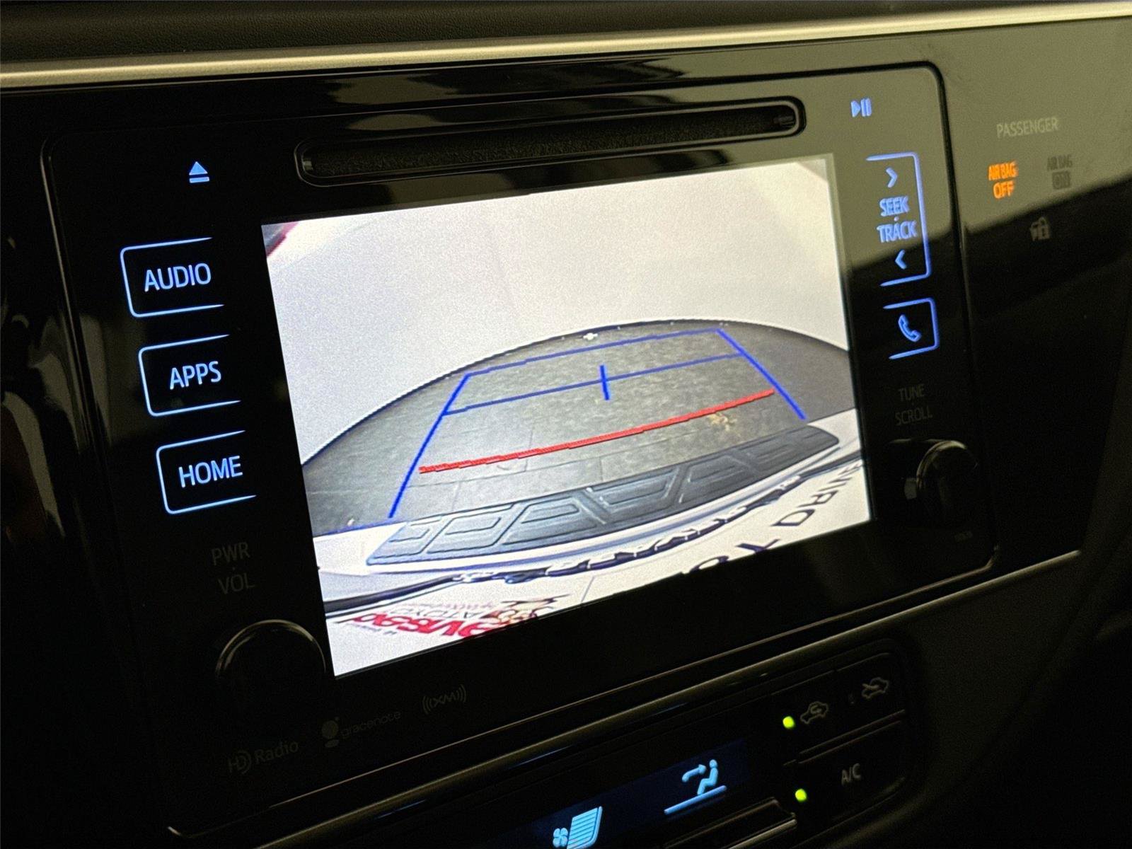Used 2017 Toyota Corolla XLE w/ Carpet Mat Package (TMS) FWD image 24