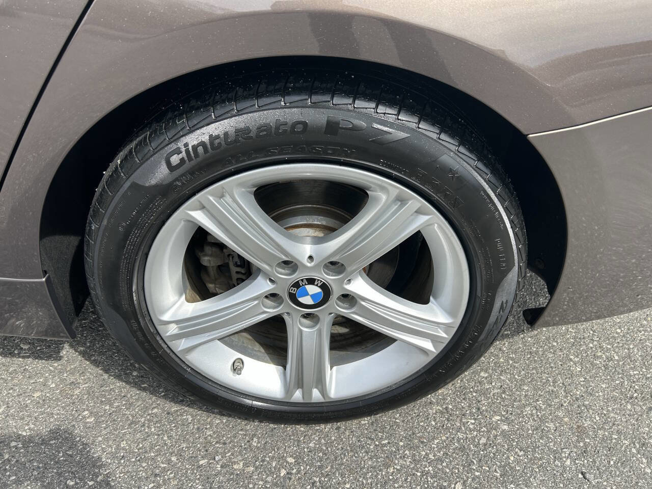 Used 2015 BMW 328i xDrive Wagon AWD/4WD image 12