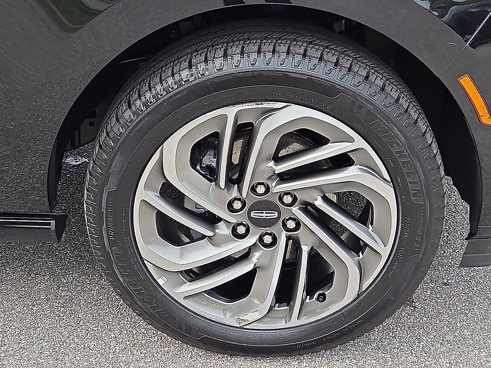 Used 2025 Lincoln Navigator L Reserve AWD/4WD image 7