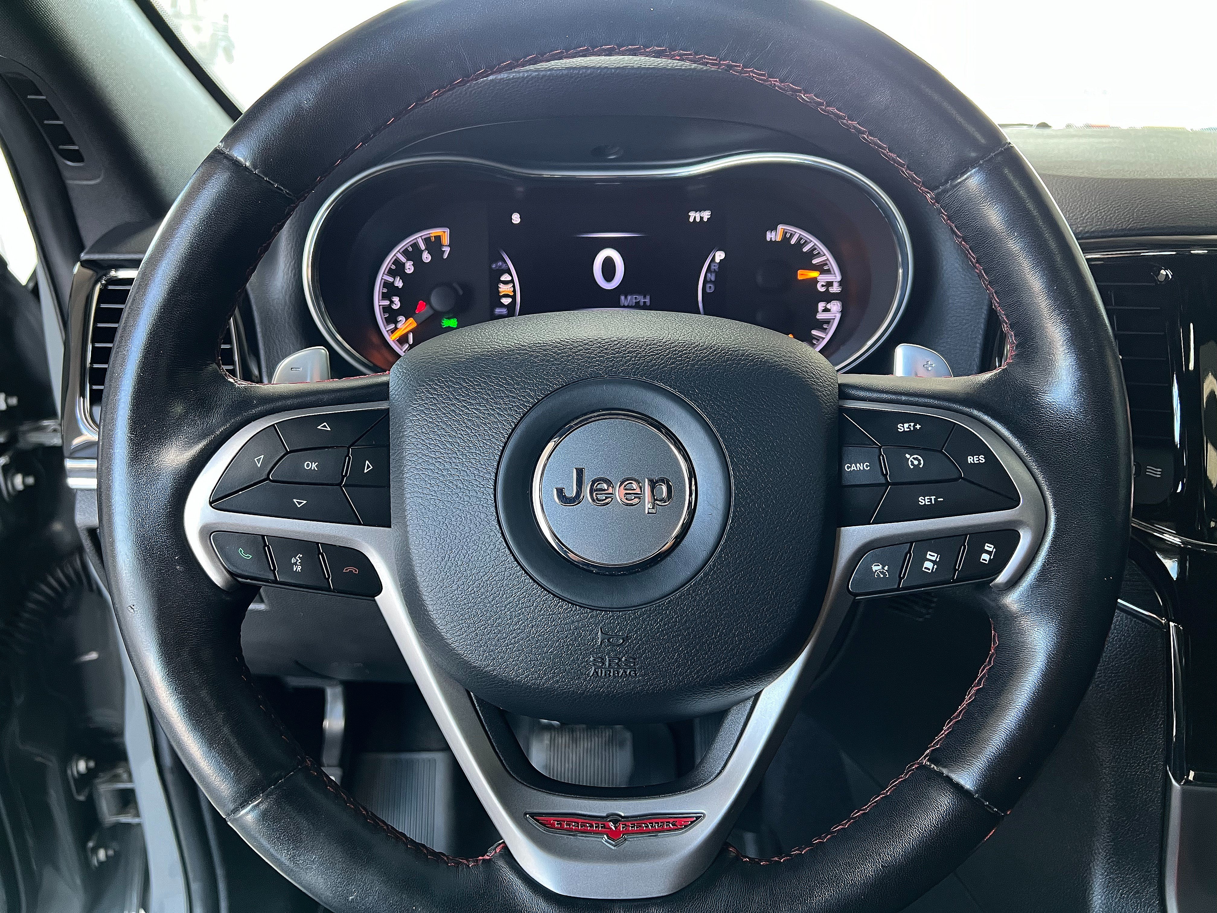 Used 2020 Jeep Grand Cherokee Trailhawk w/ Premium Lighting Group AWD/4WD image 12