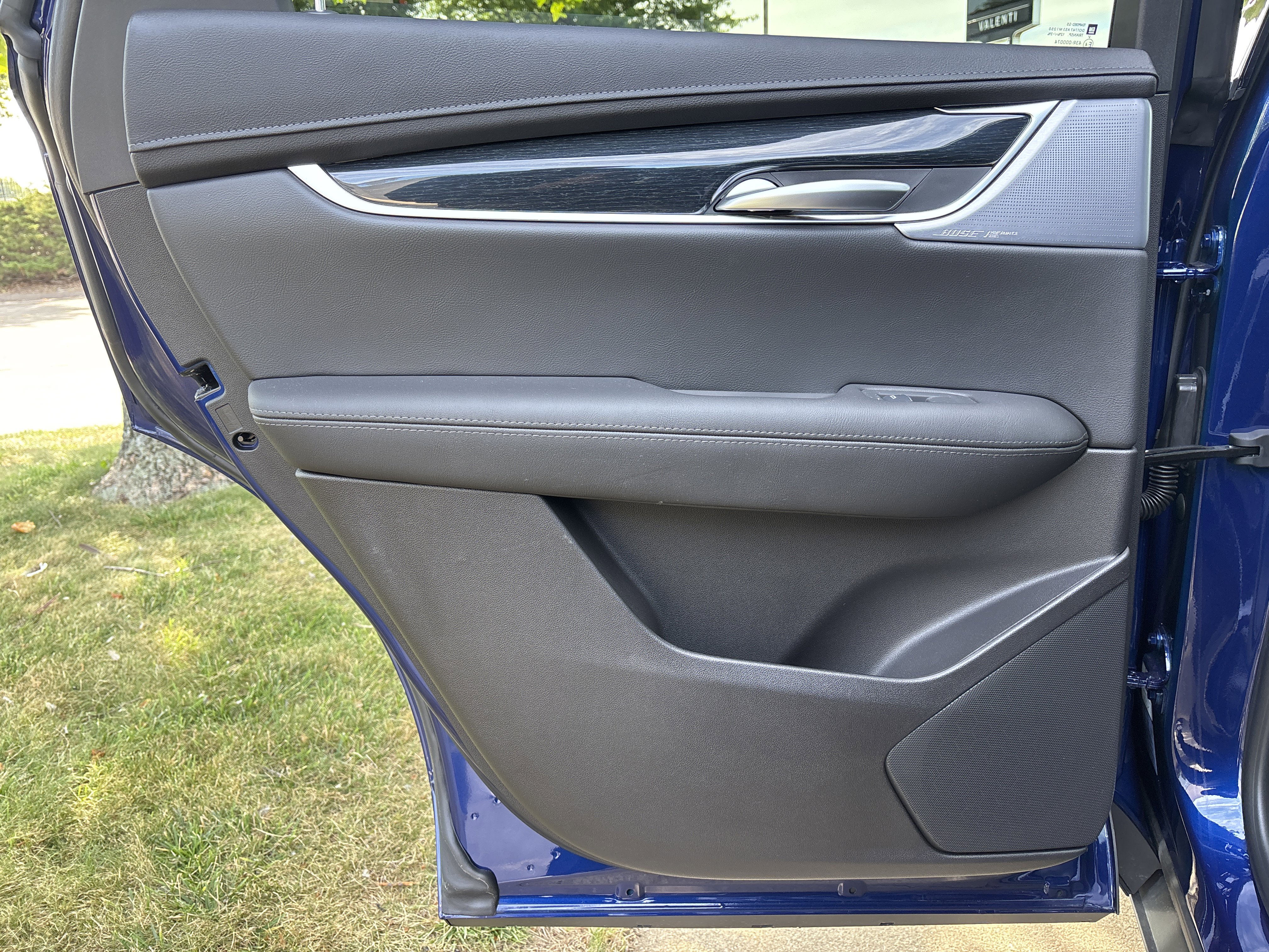 Used 2025 Cadillac XT5 Premium Luxury image 30