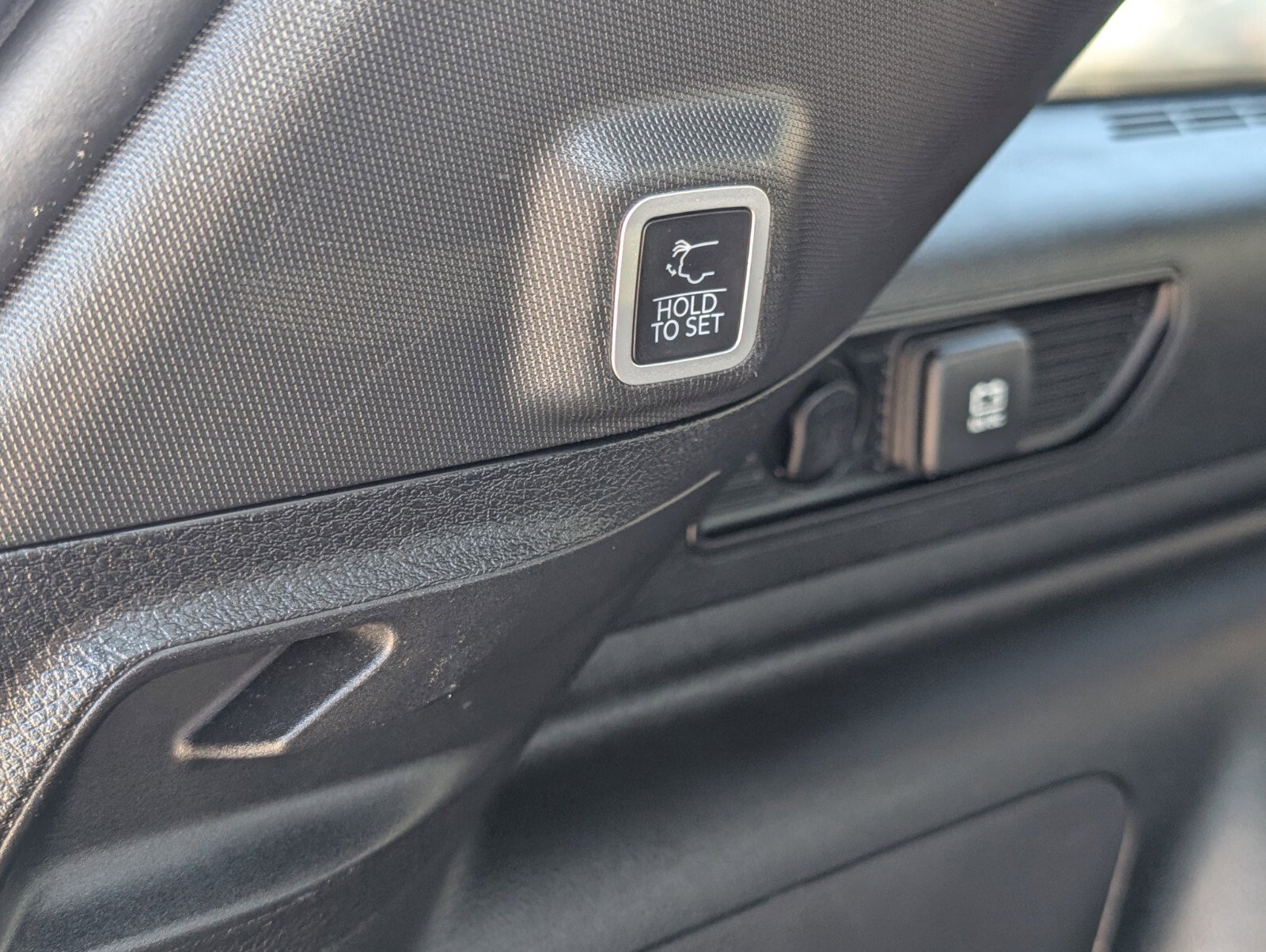 Used 2022 Jeep Grand Cherokee Limited 4xe image 16