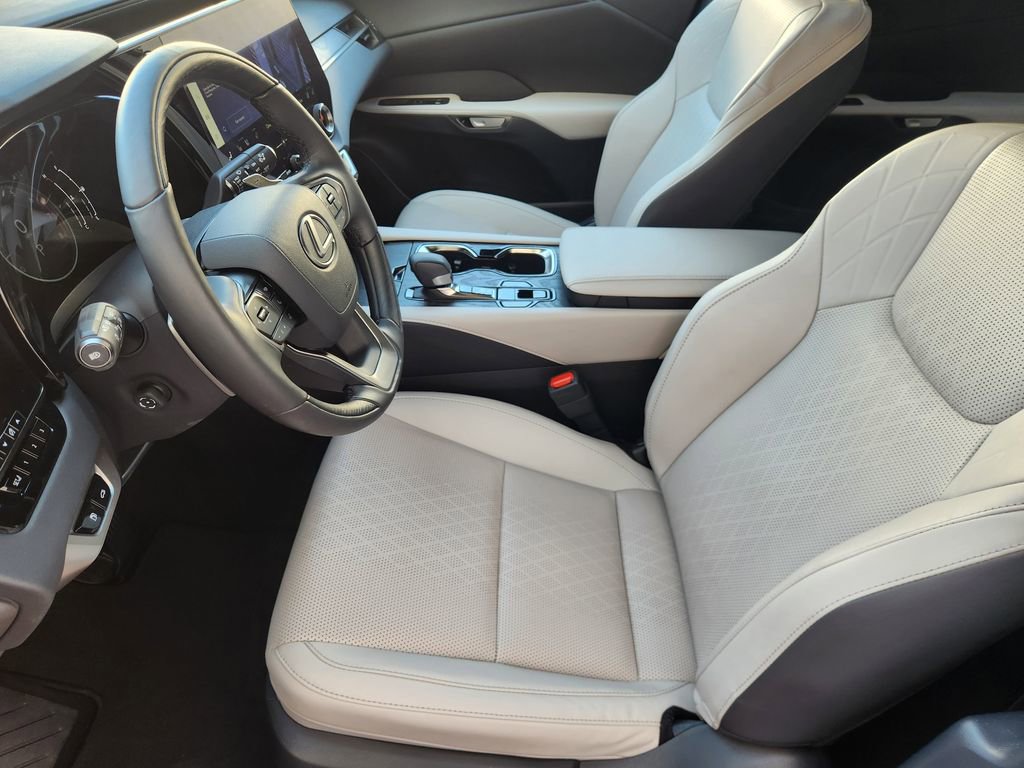 Used 2023 Lexus RX 350 Premium Plus w/ Cold Area Package FWD image 13