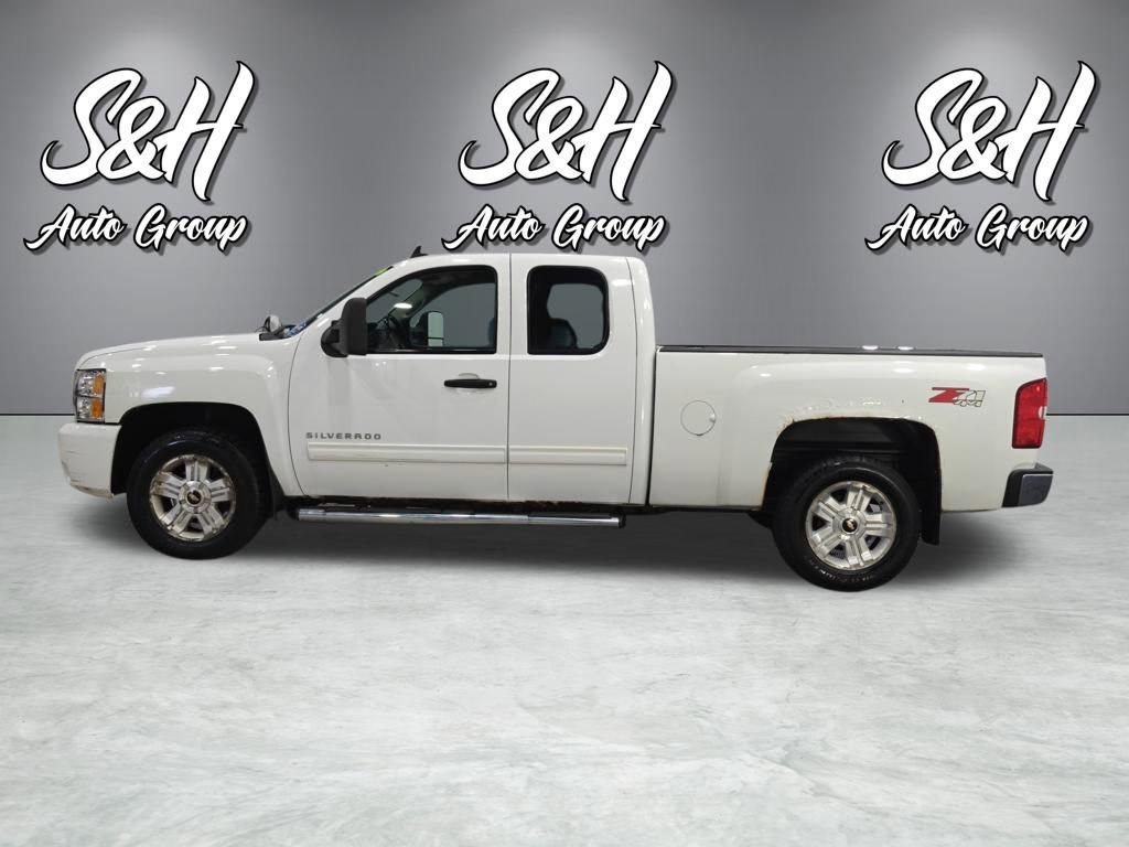 Used 2011 Chevrolet Silverado 1500 LT w/ All-Star Edition AWD/4WD image 16