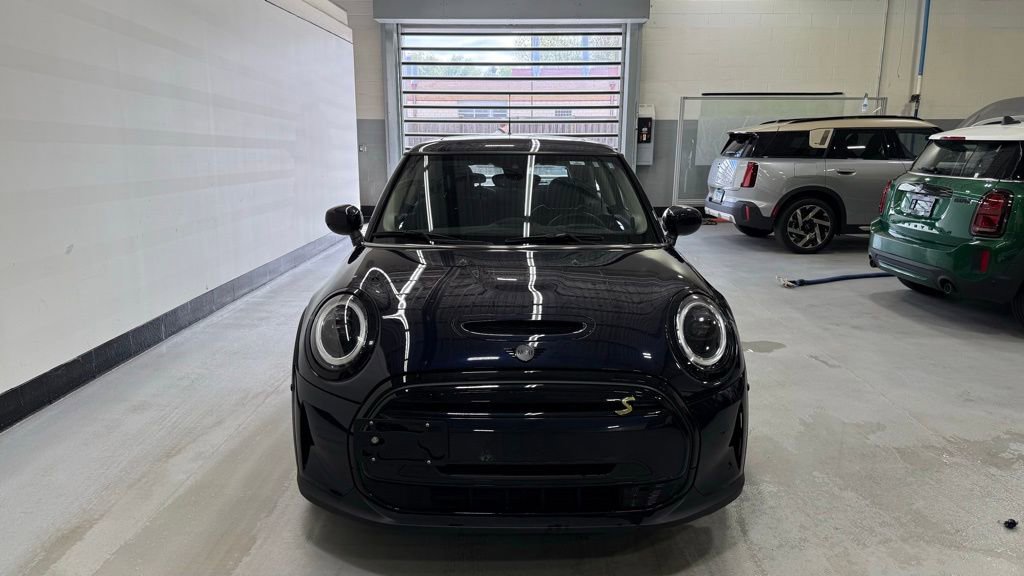 Certified 2024 MINI Cooper SE FWD image 4