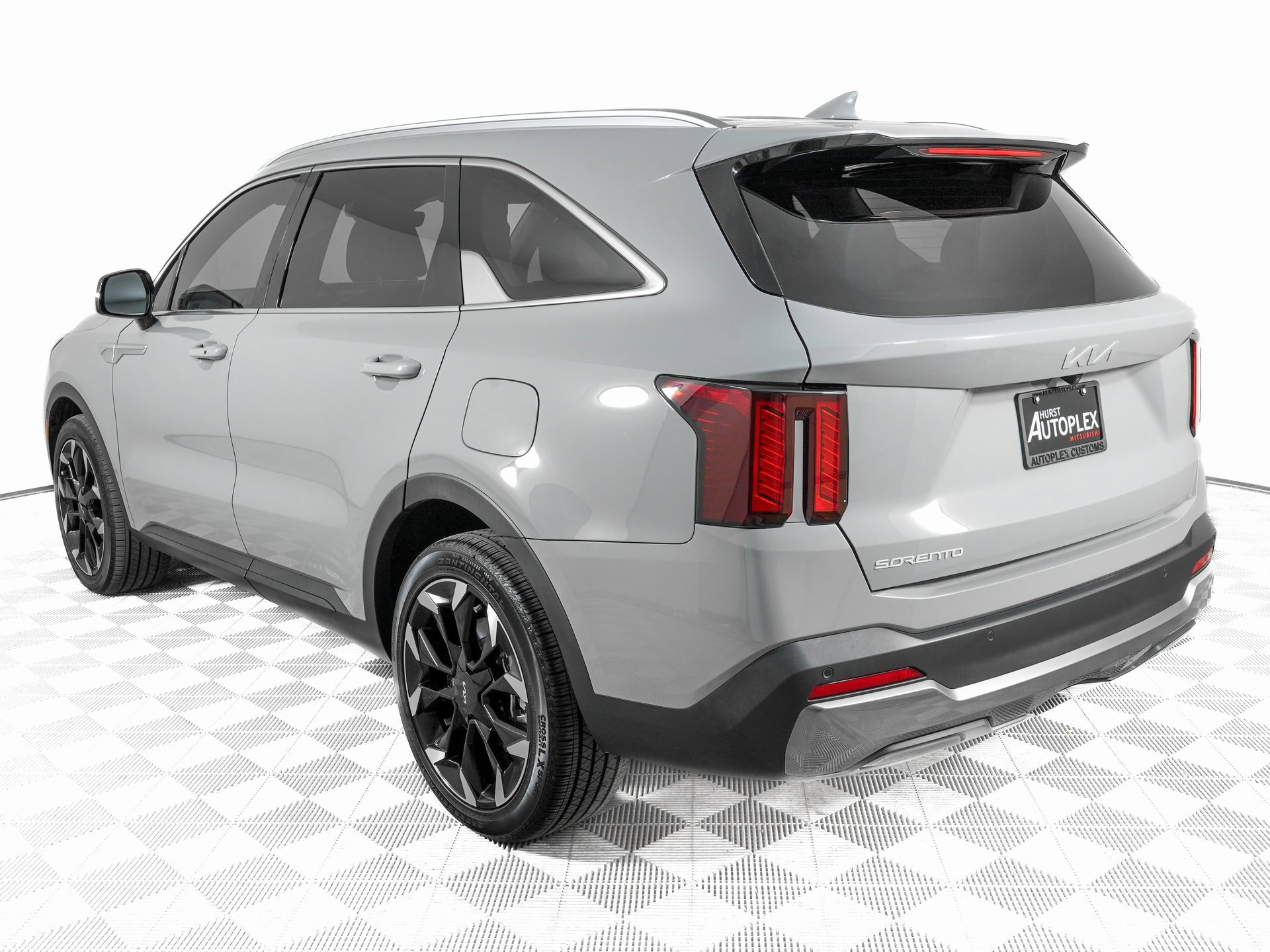 Used 2025 Kia Sorento EX image 7