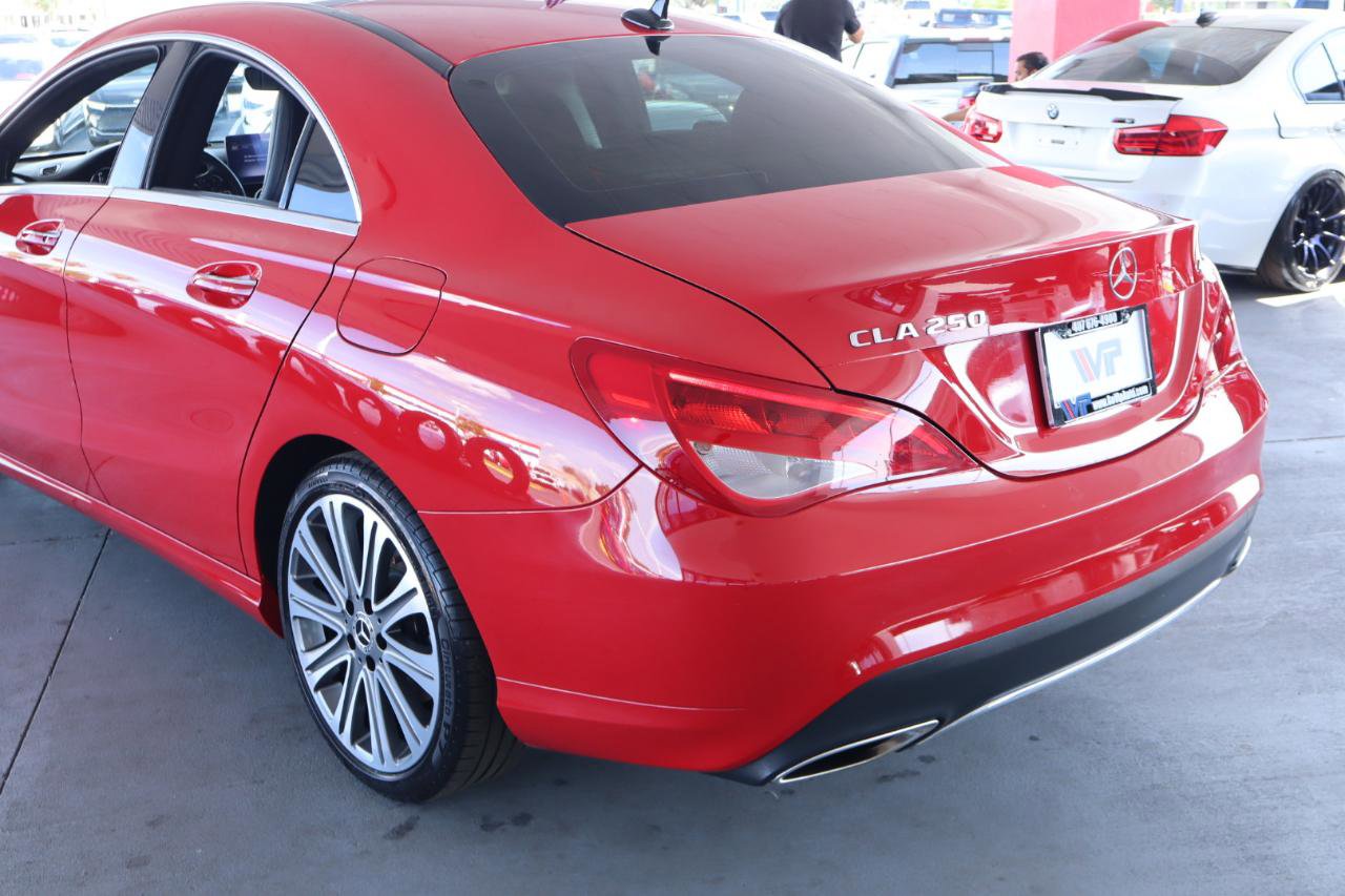 Used 2018 Mercedes-Benz CLA 250 4MATIC image 9