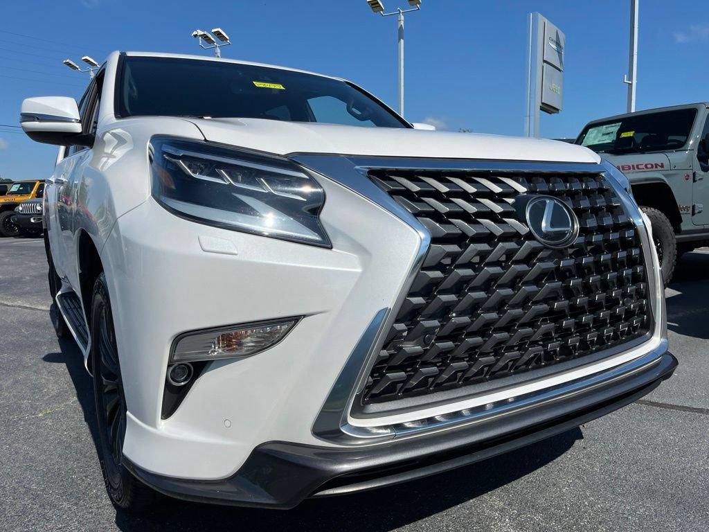 Used 2023 Lexus GX 460 Premium w/ Accessory Package AWD/4WD image 70